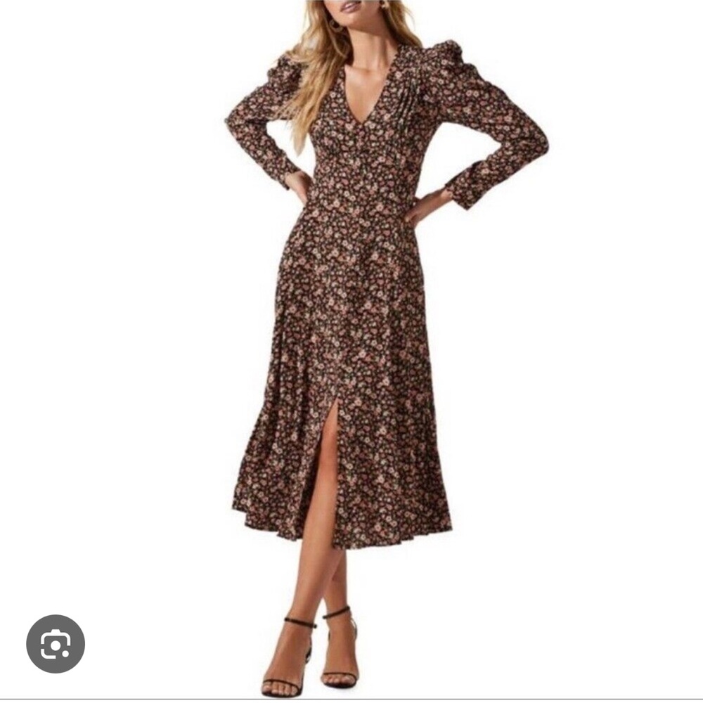 Astr the Label Floral Dress